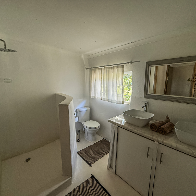 First Bedroom En-suite